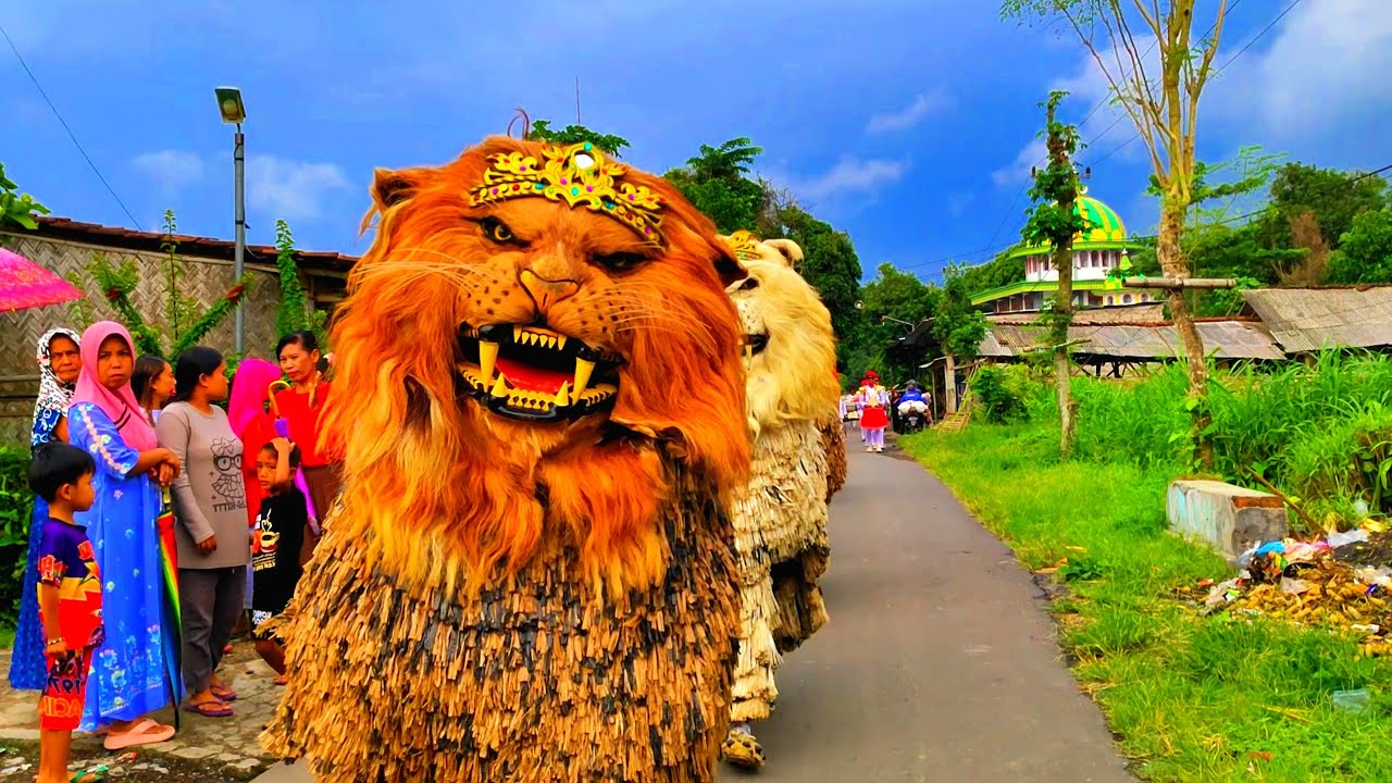 Asmr lion dance and drum band parade in the village of Mengen