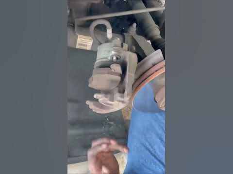 Volkswagen Jetta brake replacement - YouTube