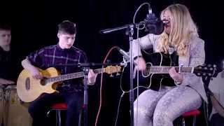 Maisie Berry performs Worth It on BBC Introducing