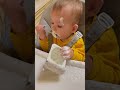 Ням-ням! Ложечку за маму, ложечку за папу 😂 #нямням #1год #емсам