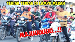 NGAKAK‼️ Prank Nyanyi Di Lampu Merah Lucu Banget Bikin Ketawa Sakit Perut