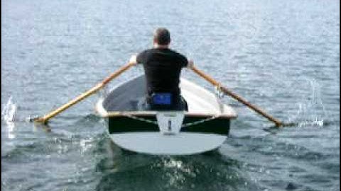 "Ski boat" - Forward Rowing stern view