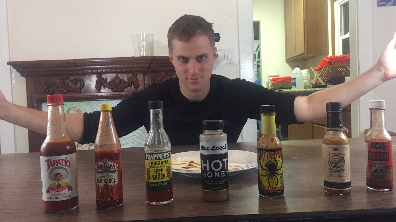 HOT SAUCE CHALLENGE LIVE COME AT ME SEAN EVANS (WARNING PUKE ADVISORY