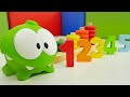 Çocuklar için eğitici video. Om Nom ile renkleri ve sayıları öğren!