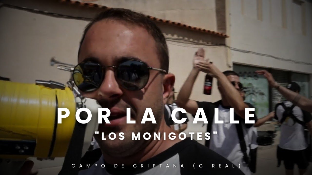 LOS MONIGOTES- POR LA CALLE