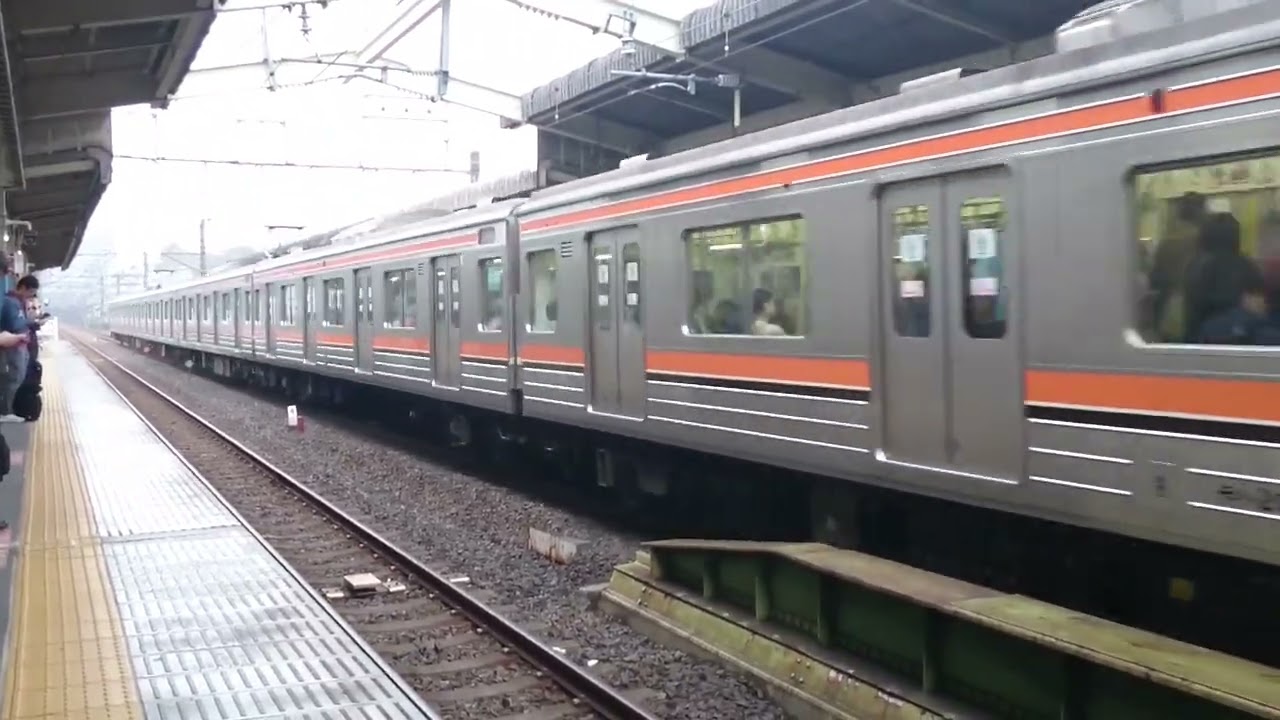 メルヘン顔の武蔵野線205系 - YouTube