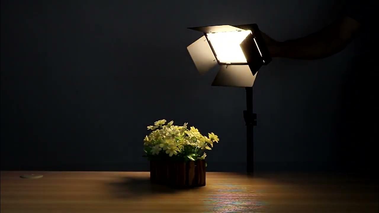 Iluminador de Led Profissional U600 leds 3200-6500k - YouTube