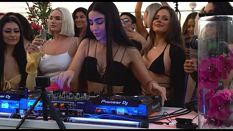 Dana Vicci Gurlz Only Private Live Set @ Hotel X Toronto