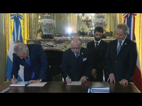 Argentina y Chile firmaron un Tratado de Libre Comercio - YouTube