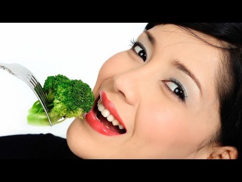 Video: 5 Best Foods That Prevent Cancer