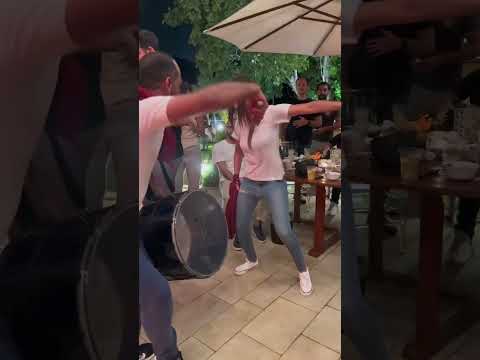 اقوى هزة كتاف لأقوى دبيكة فيكي يا آسيا ام الجود AMAZING DABKi 