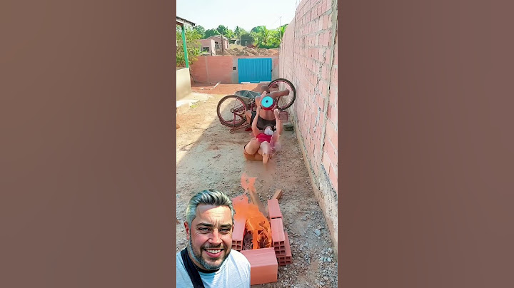 நீங்கள் பைக் ஓட்டும்போது யாருக்கு மதிய உணவு தேவை 😂🚴‍♀️