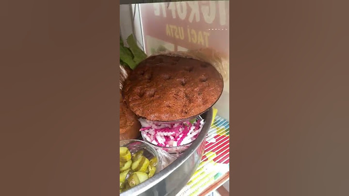 İzmir' de 17 YILLIK Seyyar, ETLİ ÇİĞ Köfte Ustası