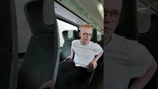 Download Lagu Was denn, die Mistkübel sind doch groß genug 😳 #reisen #oebb #zug MP3