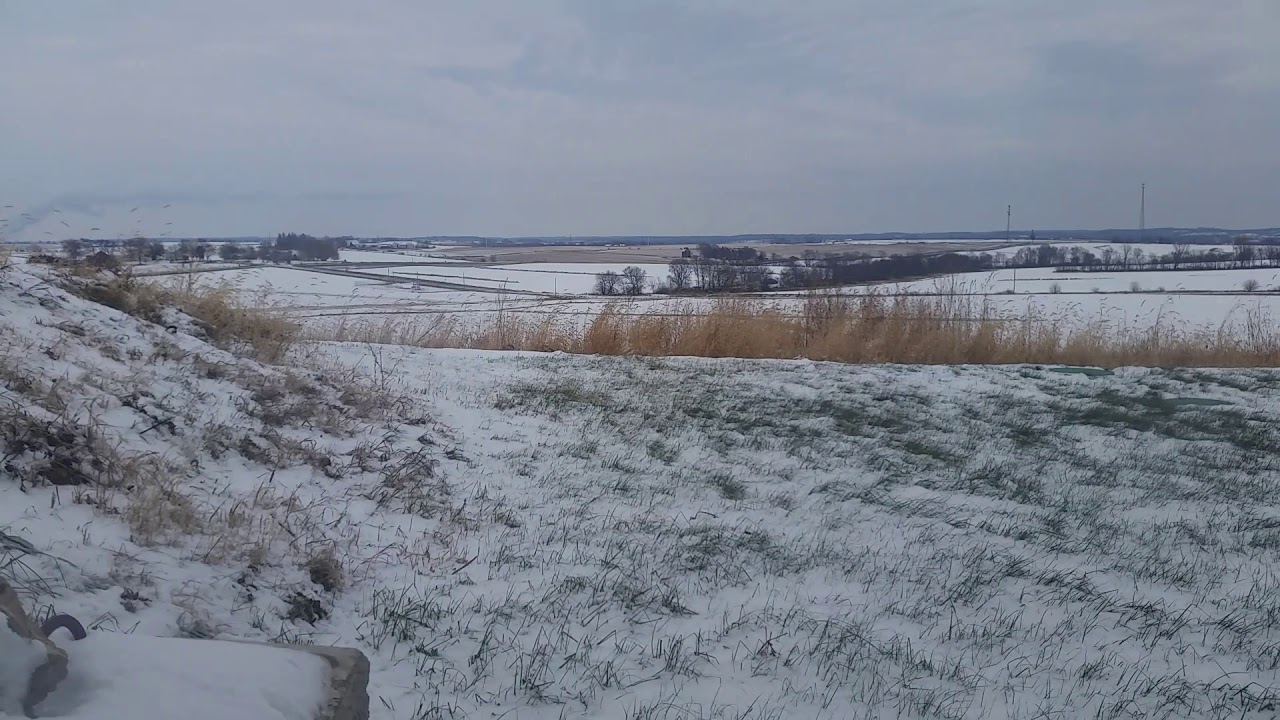 Timelapse of spreading lime on a field. - YouTube