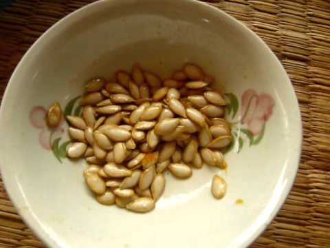 วีดีโอ: วิธีทำพายมะตูมเมล็ดฟักทอง