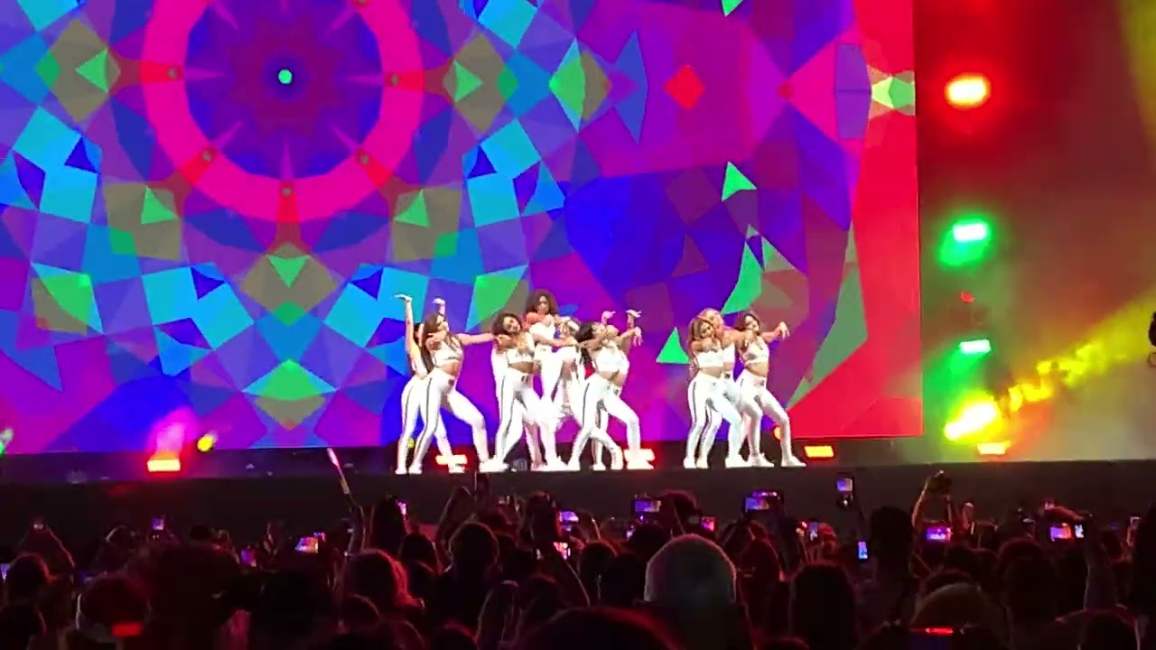 Now United - Lean On Me | Forever United Tour São Paulo