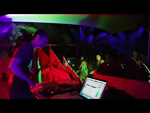 MINIMAL CRIMINAL - Zeuhllander @ Hippie Tipi 09 June 2018
