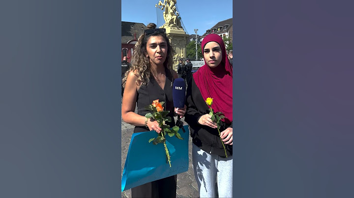 Mannheim versammelt sich zum Gedenken an getöteten Polizisten Rouven Laur auf dem Marktplatz