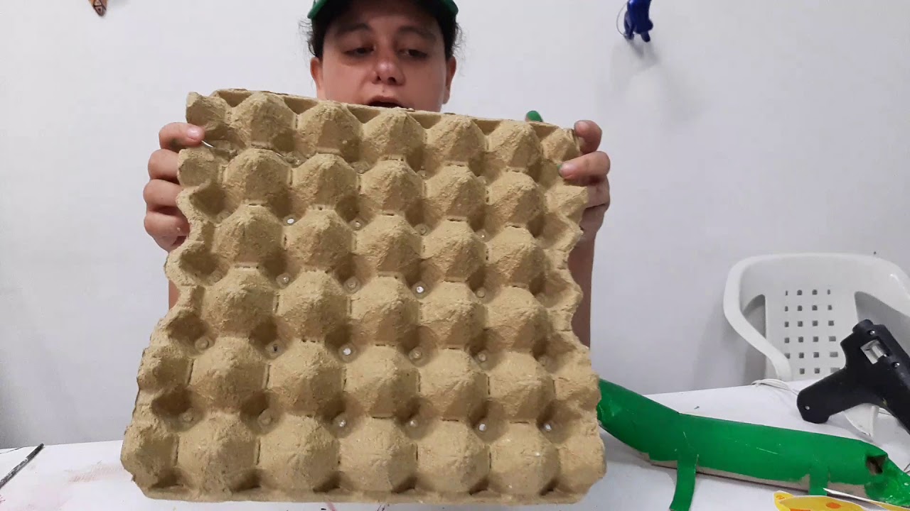 IGUANA EN MATERIAL RECICLAJE