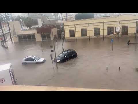 Huge waves and a strong storm hit the coast of Spain! Flood in Melilla