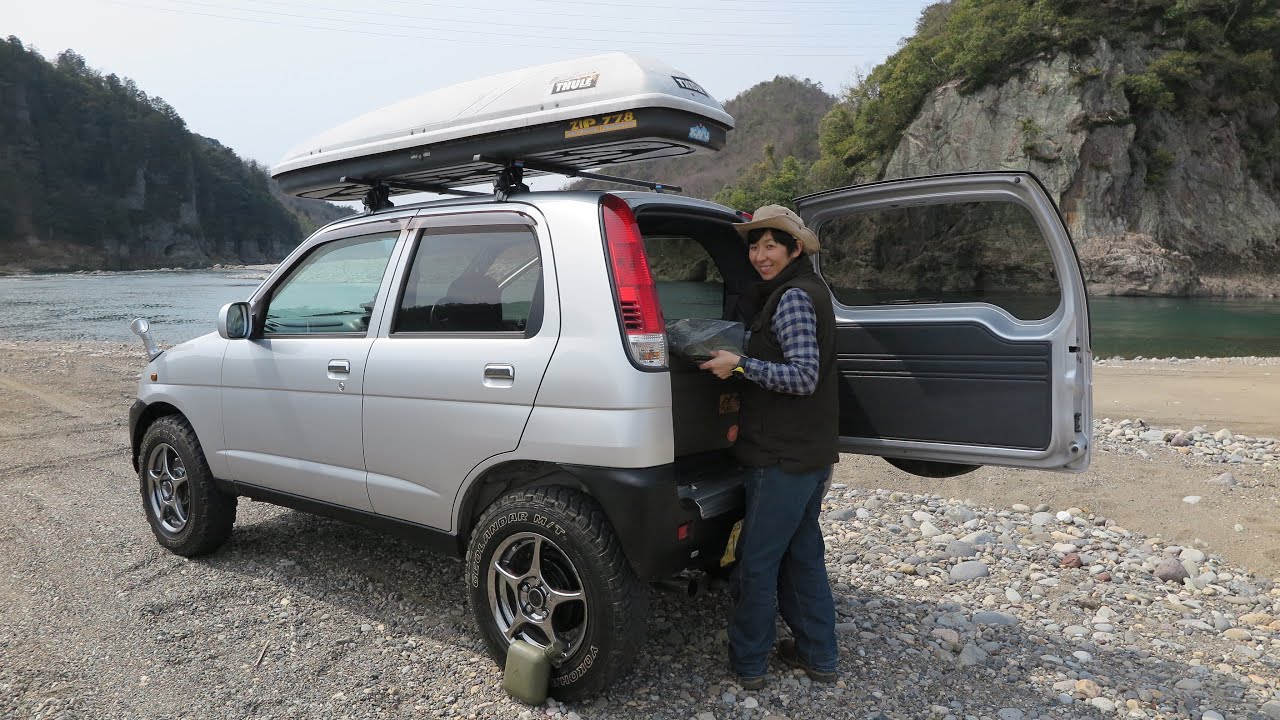 Daihatsu テリオスキッドで河原でジャリジャリオフロード体験 Youtube