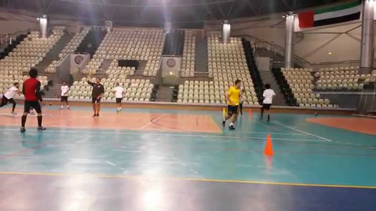 Très bon exercice de defense 2/handball YouTube