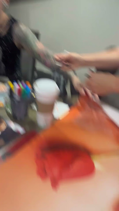 Mena Suvari signing my American Beauty Poster