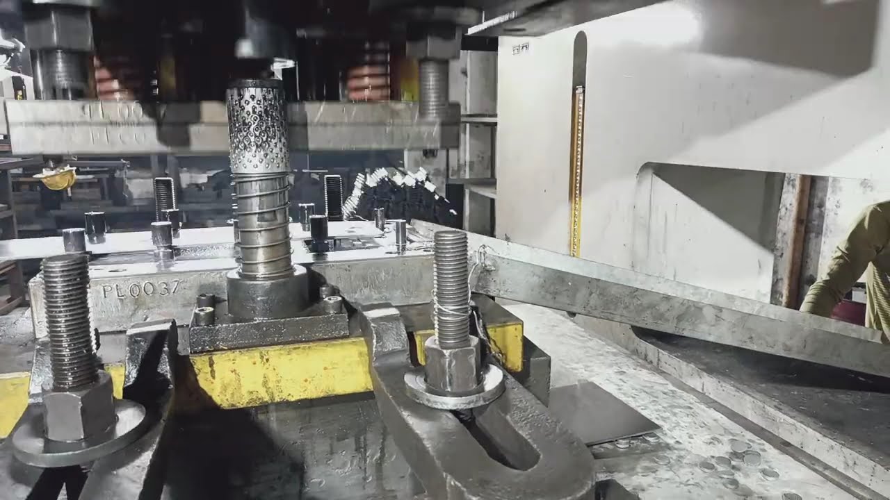 4.5mm thickness part making by Progressive tool