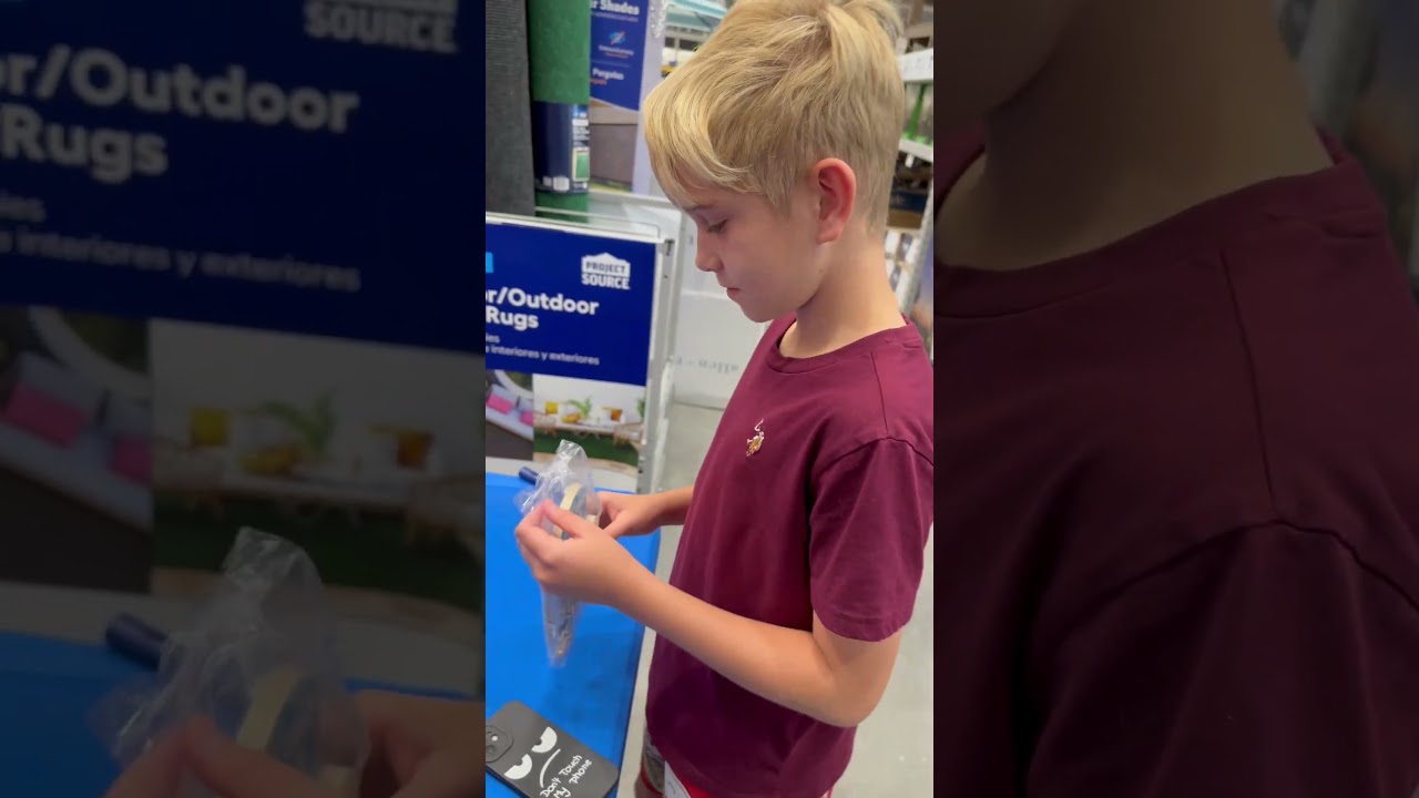 Building event Lowe’s 