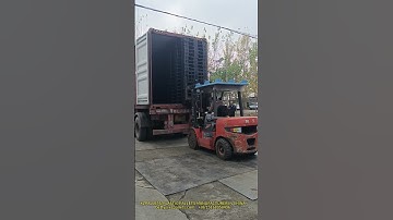 Container loading of plastic pallets