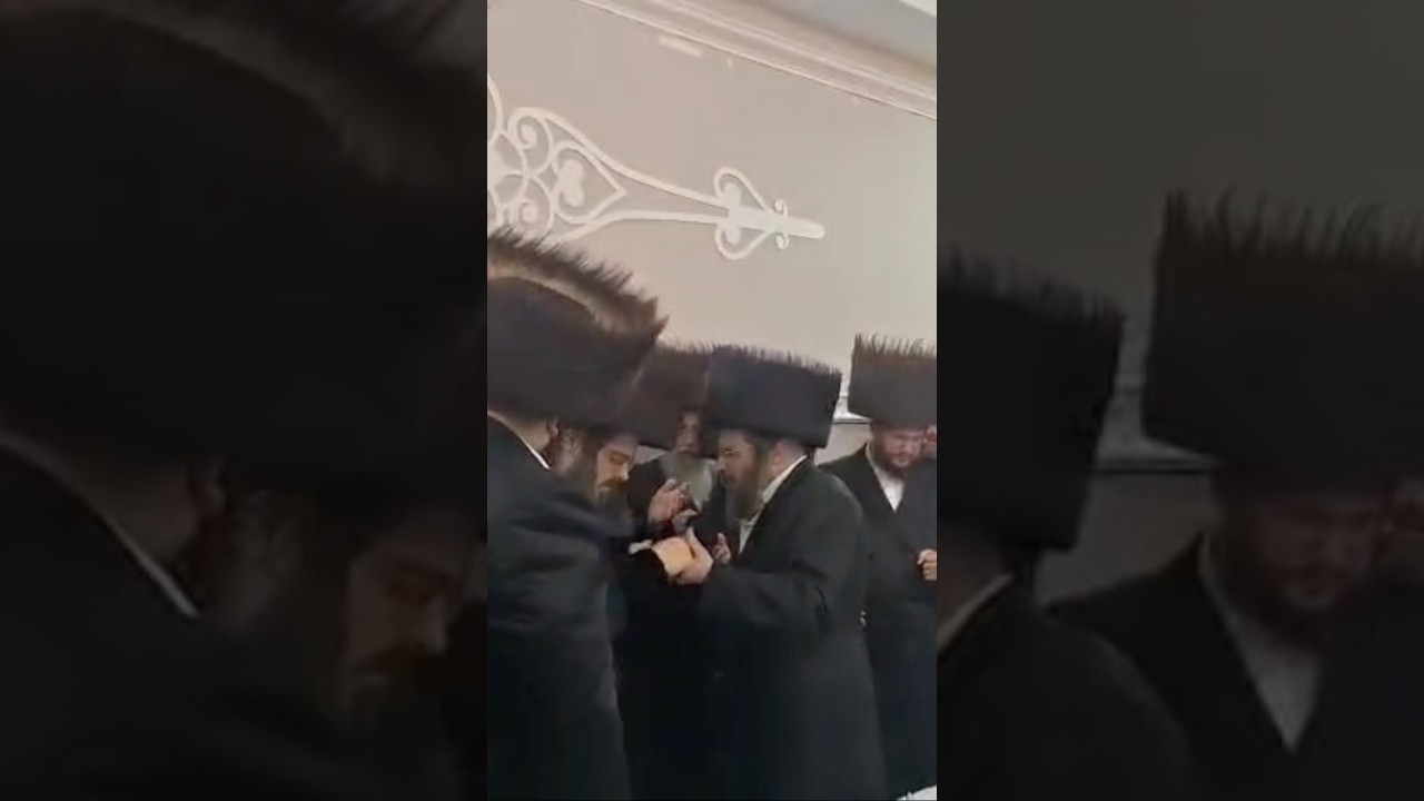 כבו"ק האדמו'ר מסאדיגורה בריקוד בחתונת בן המשב"ק