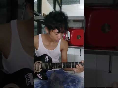 Pengamen Nona Keren Abis.