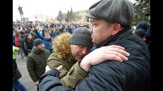 Зачем Путин приезжал в Кемерово, если родителям погибших детей так и не дали задать ему вопросы