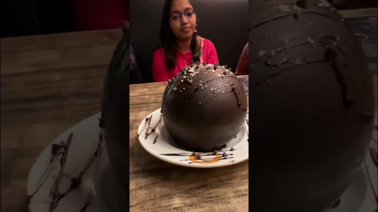 Chocolate Room 😊 Bloody Sweet 😂 Friends gang #eatv2food #madurai #shorts