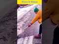 Road Ice Removal : Shovel Clearing