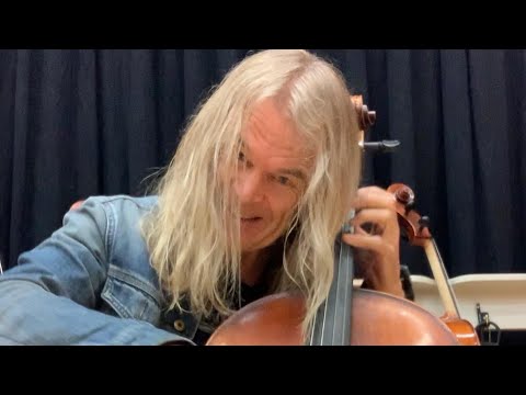 Tony Franklin • Trying A Cello