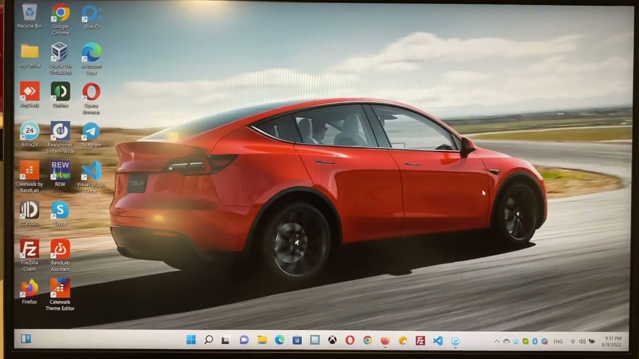 Разница между КАЛИБРОВАННЫМИ IPS матрицами. Ноутбук “45% NTSC” (!это 58% sRGB), монитор - 100% sRGB