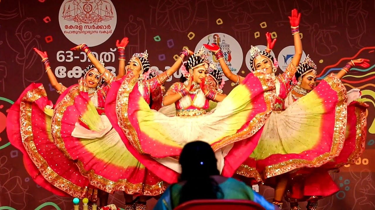 Kerala Girls Beautiful Group Dance ️ State School Festival | Group ...
