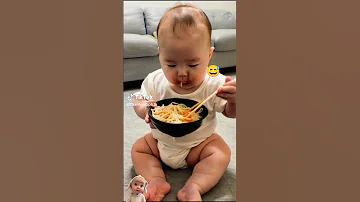 مضحك طفل صيني ياكل اندومي كوري نودلز Asmar 