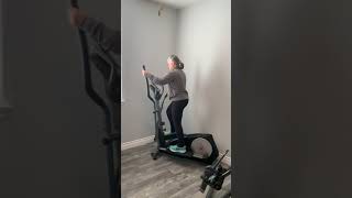 How should middle-aged and elderly people choose fitness equipment? #healthylifestyle