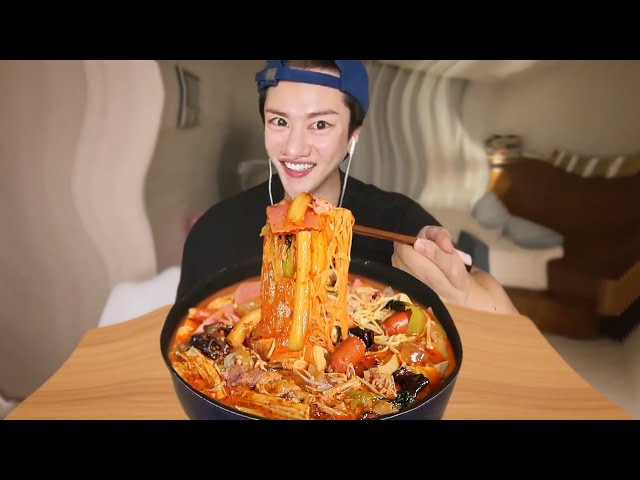 앙윤이 인생 첫 마라탕 먹방 (보정❌)