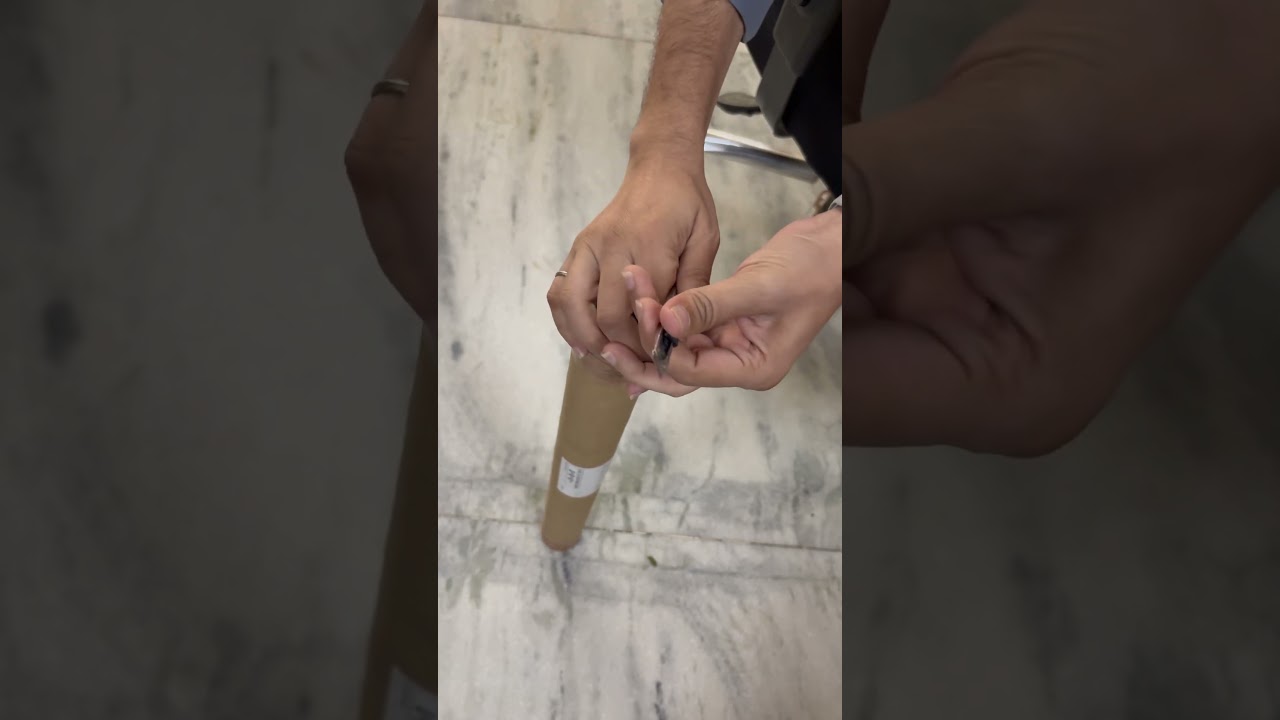 HOME13 Red Glossy Self Adhsive Vinyl Decoratie Waterproof Wallpaper for Kitchen Cabinet Countertops