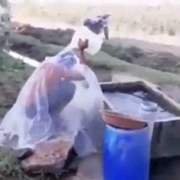 vidio lucu orang mandi bikin ngakak