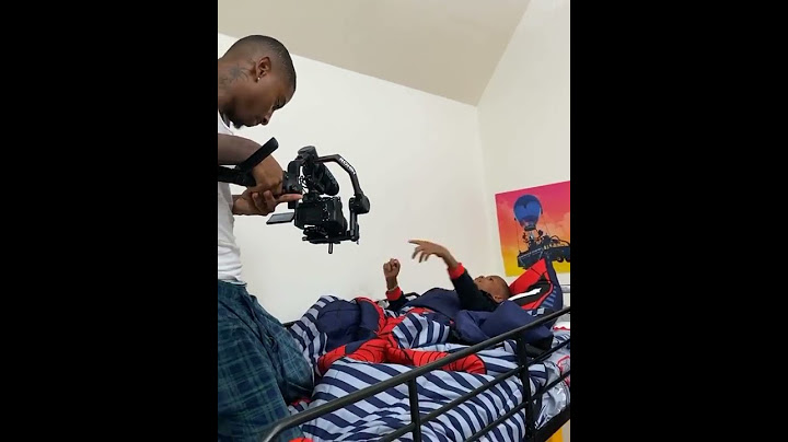 Funnymike Filming new skit😂