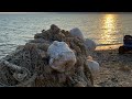 Первый раз в жизни ем устрицу