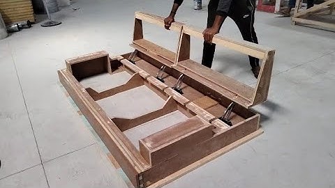 adjustable width sofa frame structure