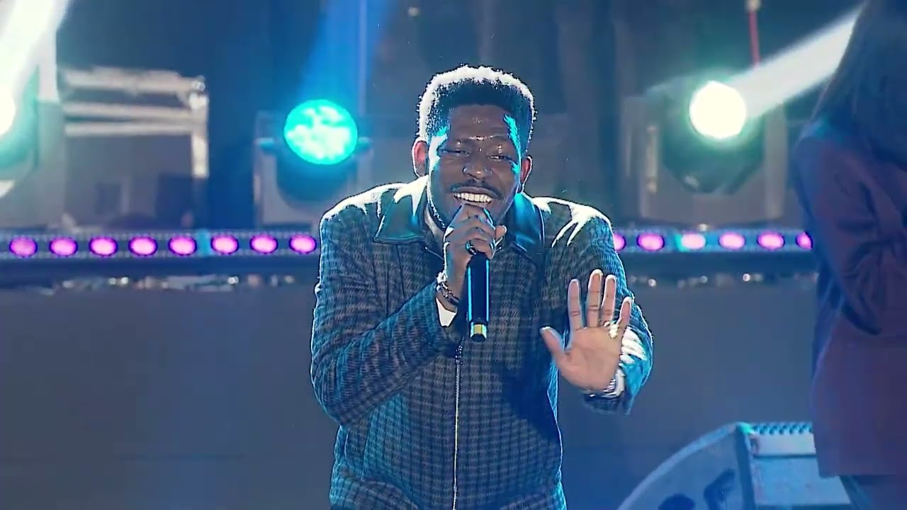 Watch Moses Bliss's performance at The Experience 20