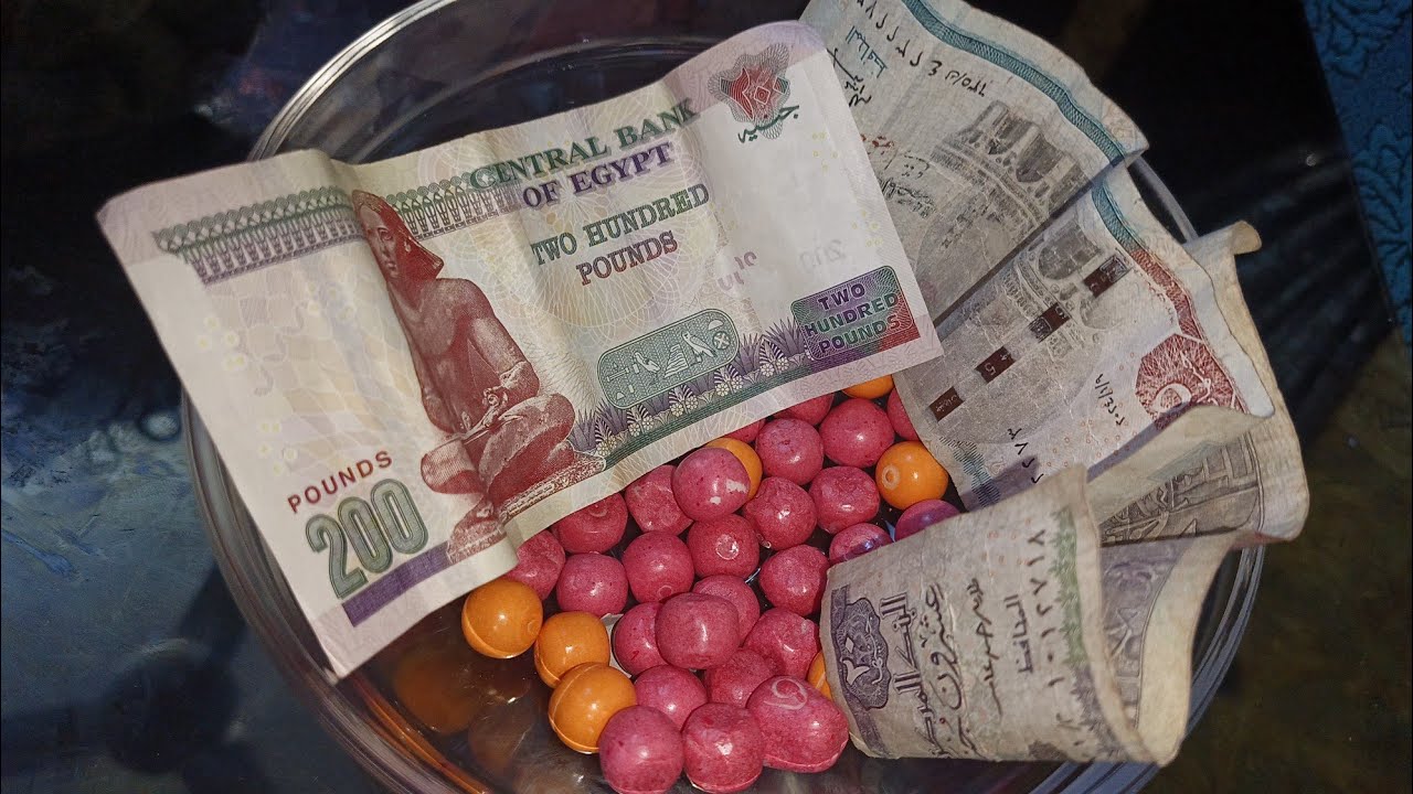 فتحت علبه لبان رامز جاب من الاخر 💲فلوس وهدايه كاشات وذهب كمان