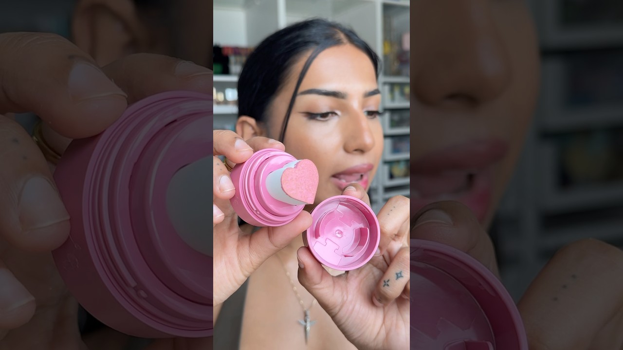 HEART SHAPED BLUSH STAMP? 😍💗